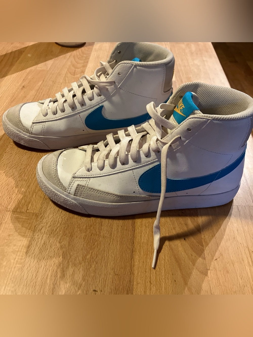 Nike Blazer Women’s White High-Top Sneakers with Cyan Swoosh Size 6.5